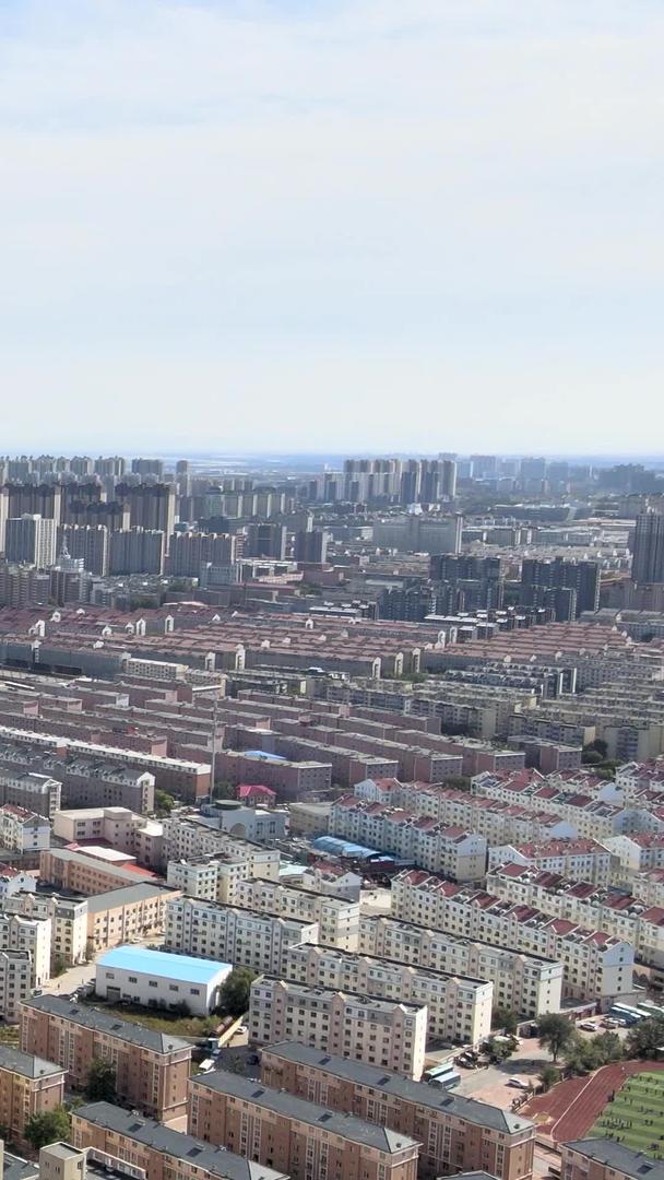 营口市城市建筑群风光天际线视频的预览图