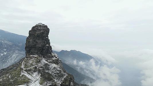 贵州梵净山5A景区红云金顶云雾延时摄影视频的预览图