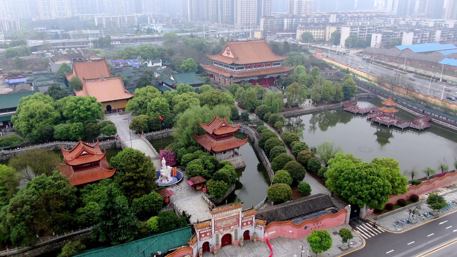 4K航拍湖南开福寺视频的预览图