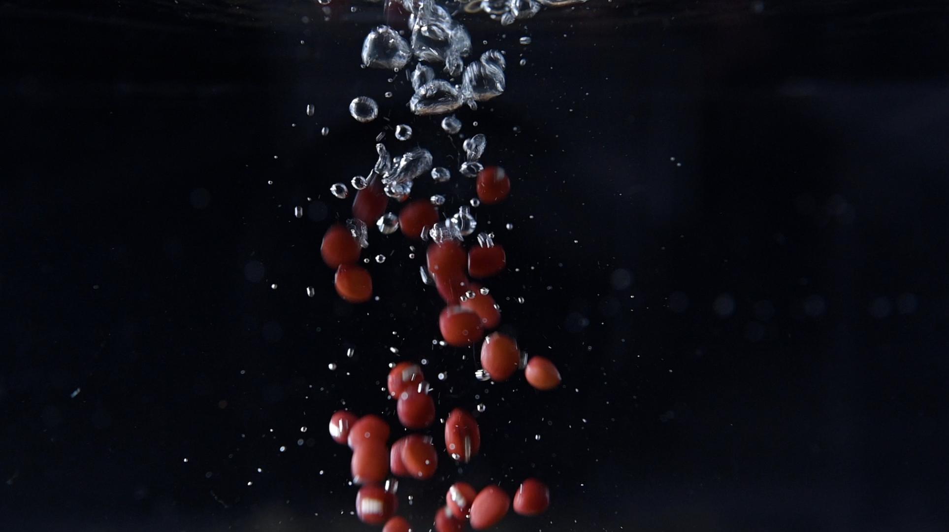 升格红豆落水视频的预览图