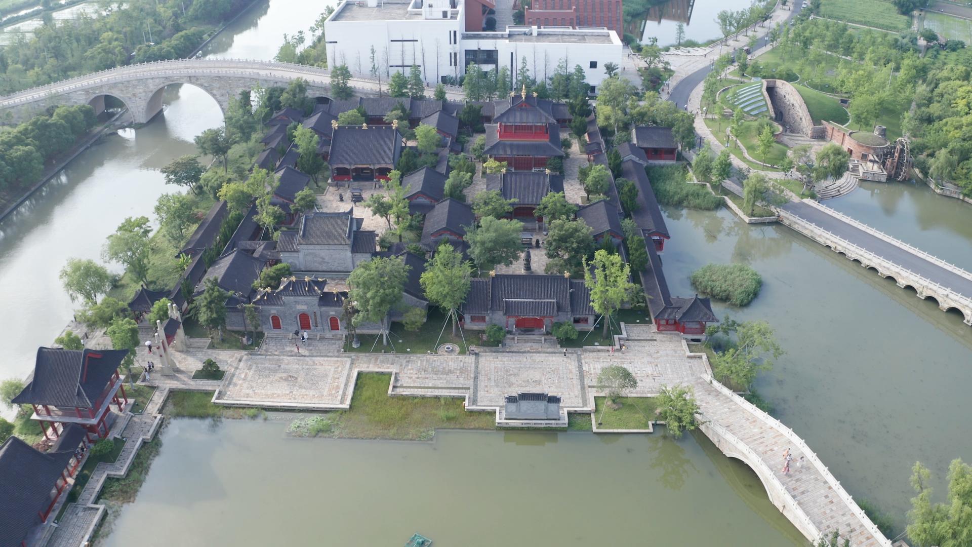 广富林城隍庙视频的预览图