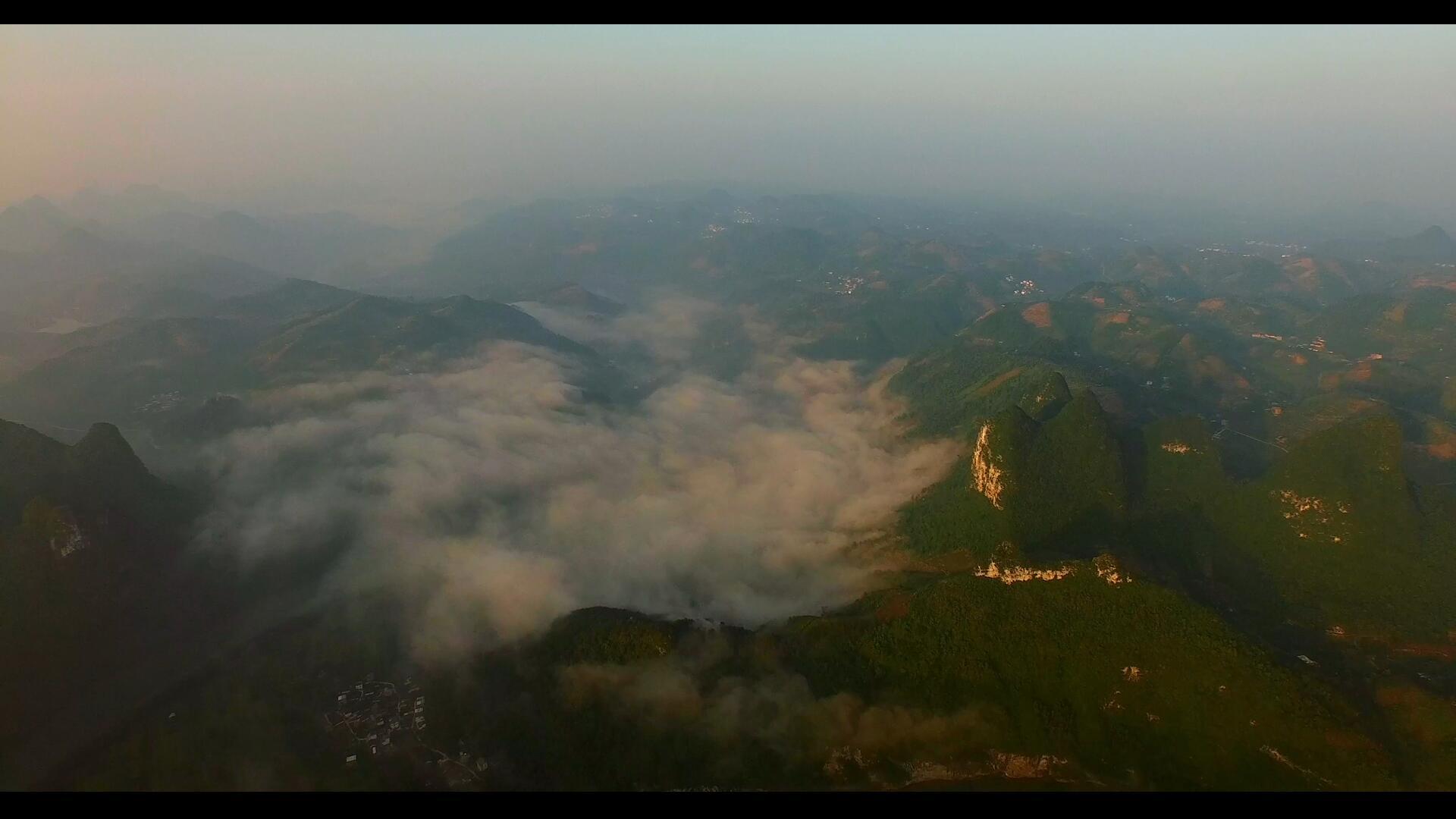 广西桂林群山航拍视频的预览图