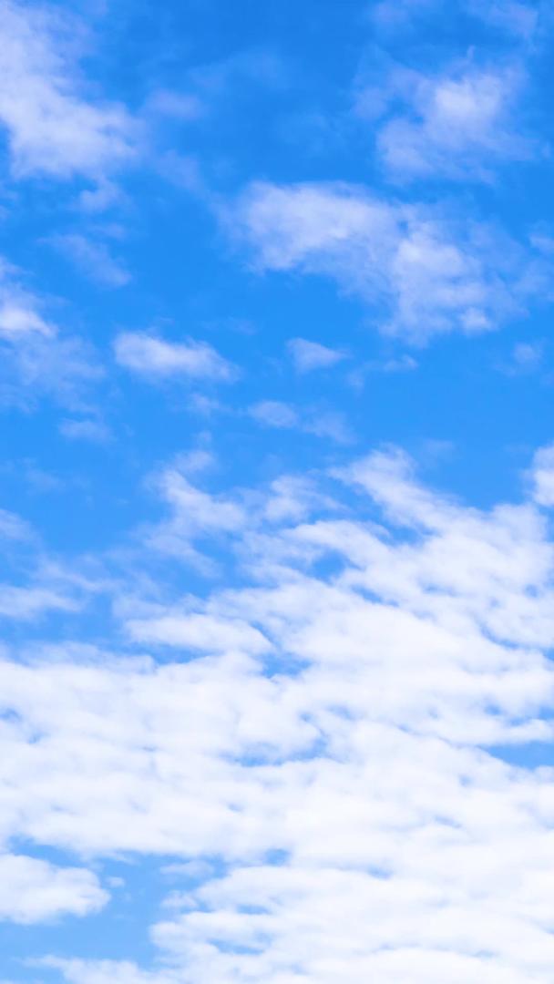 蓝天白云的实拍视频的预览图