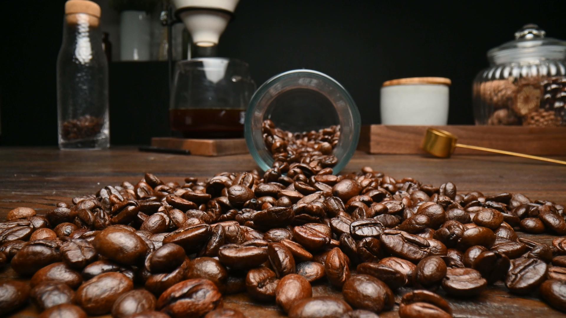4k咖啡豆推进视频的预览图