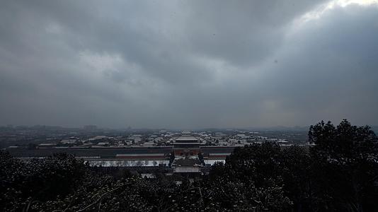 北京故宫博物院雪景延时视频的预览图