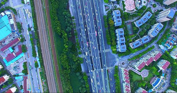 上海城市垂直航拍视频的预览图