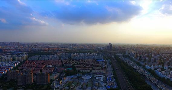 上海日出天际线航拍视频的预览图
