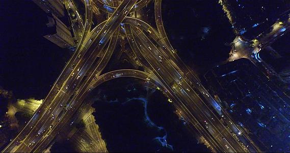 上海立交桥航拍夜景视频的预览图