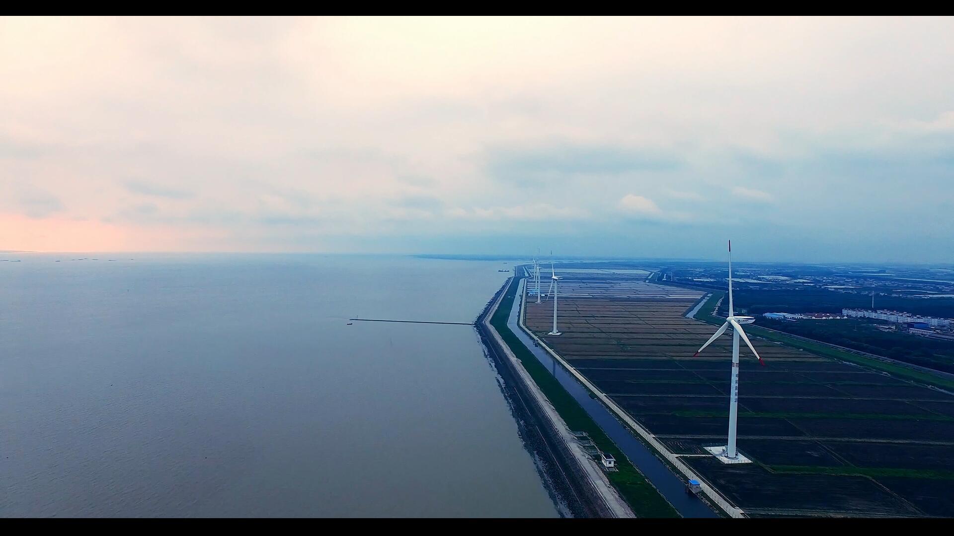 崇明岛风力发电航拍视频的预览图