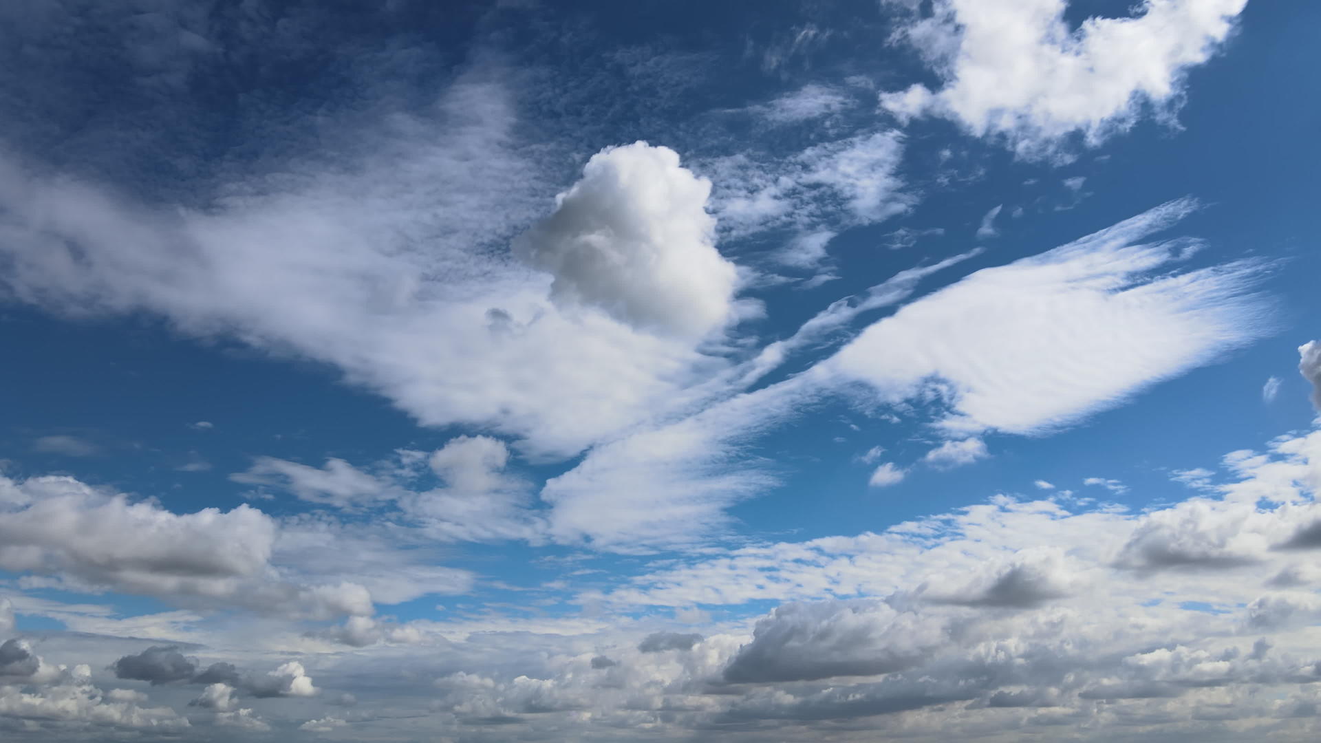 蓝天、白云、晴天、天气、时间折叠的景象视频的预览图
