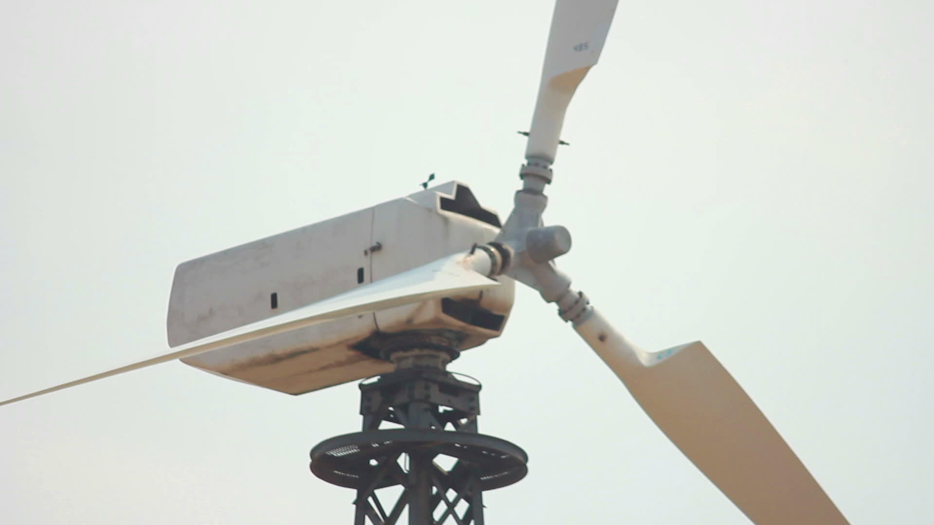 风力涡轮可再生能源视频的预览图