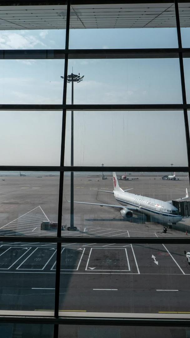 延迟北京首都机场航站楼视频的预览图