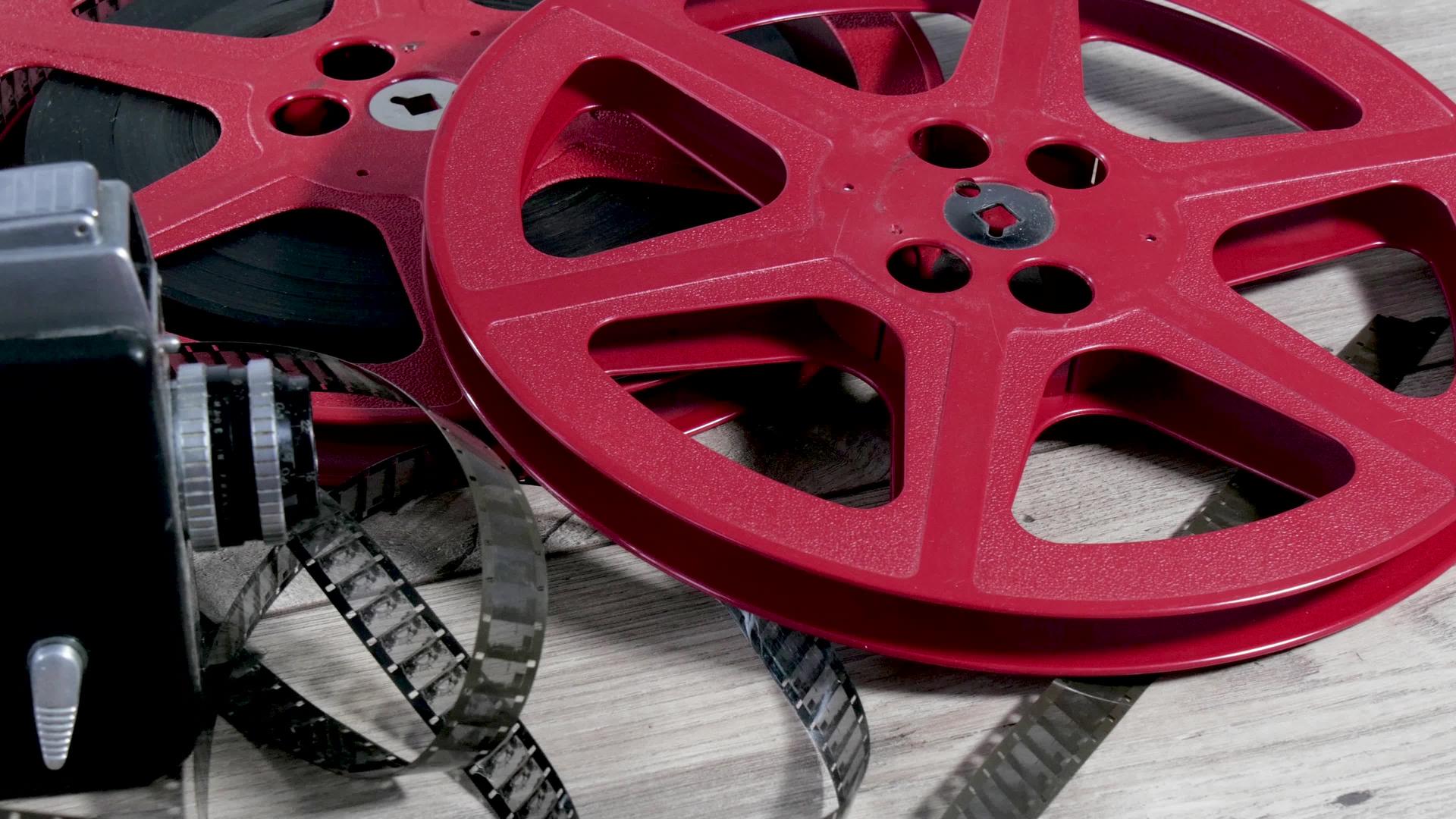 16毫米旧电影相机与胶片电影视频的预览图