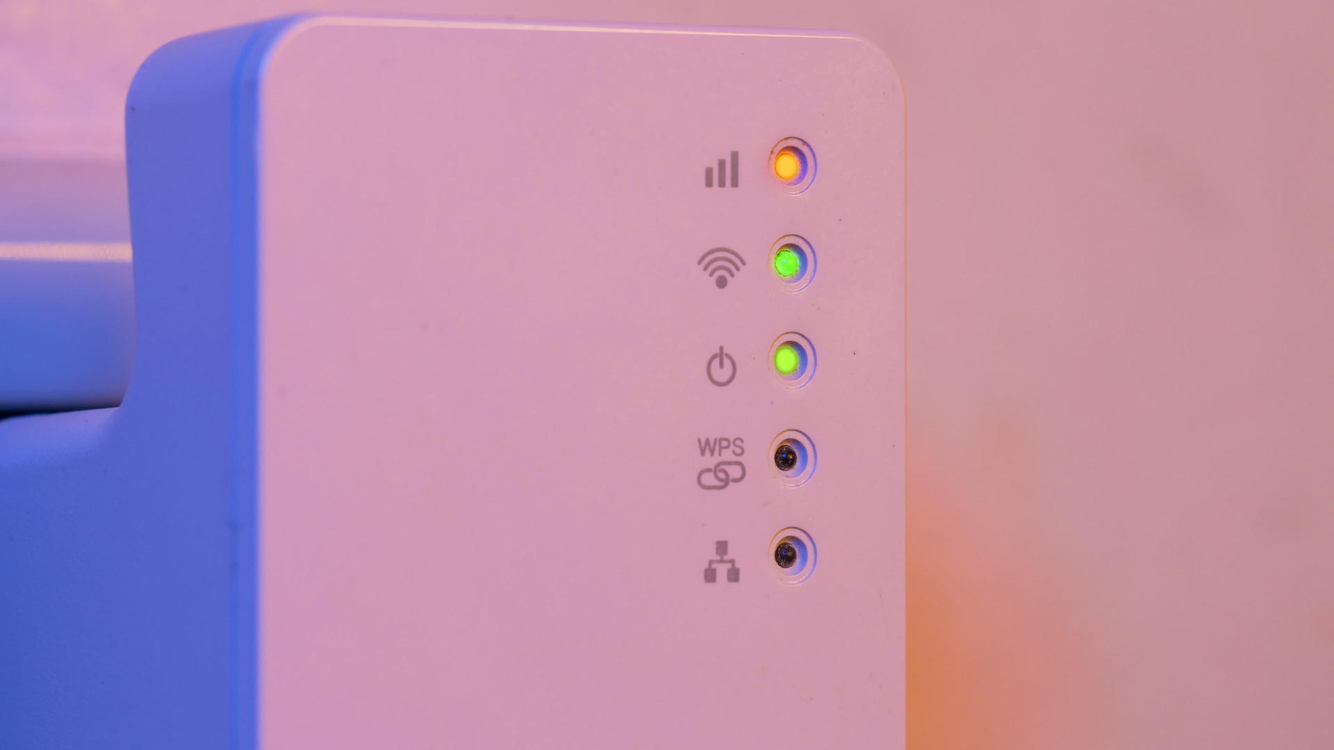 Wifi中继器的闪烁信号连接状态摄像头视频的预览图