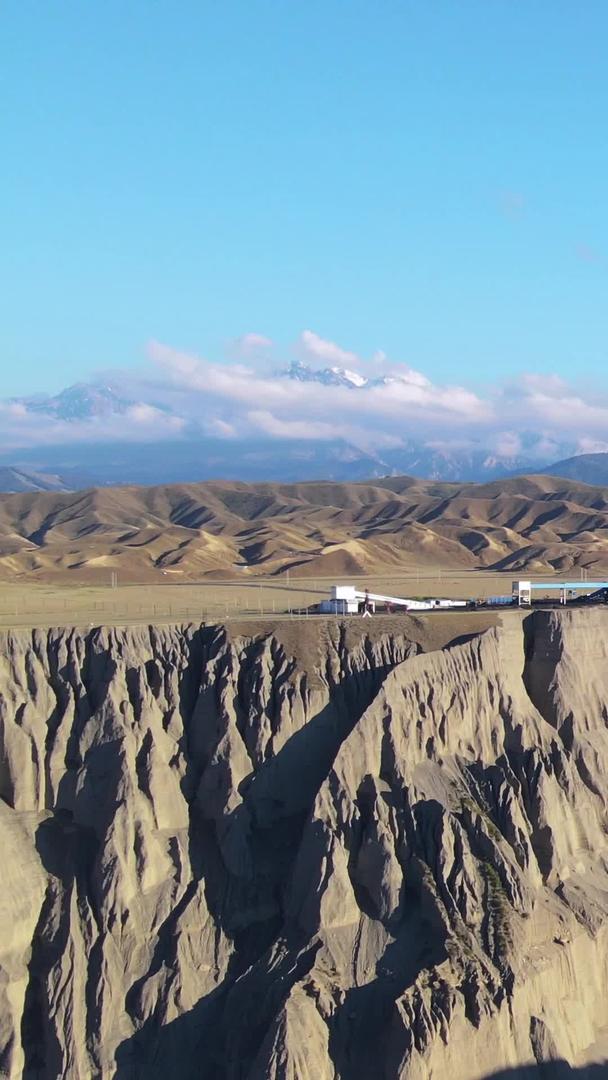 新疆旅游景点安集海大峡谷全景自然风光素材视频的预览图