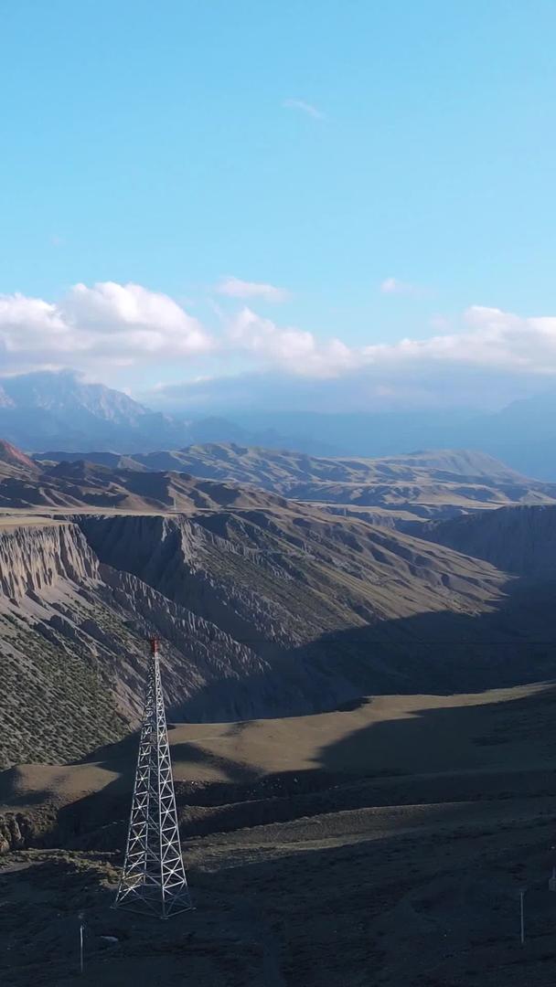 新疆旅游景点安集海大峡谷全景自然风光素材视频的预览图