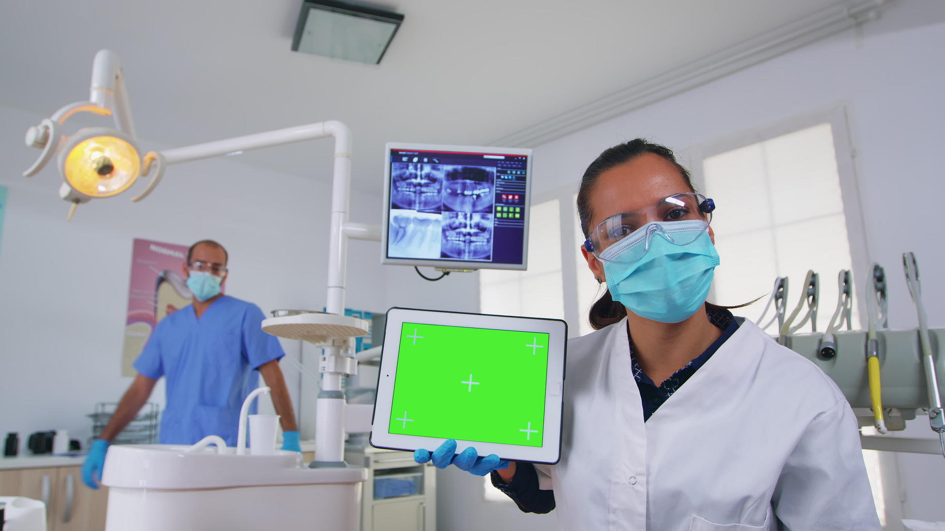 牙科抗亚利辛X光检查使用绿屏平板药片视频的预览图