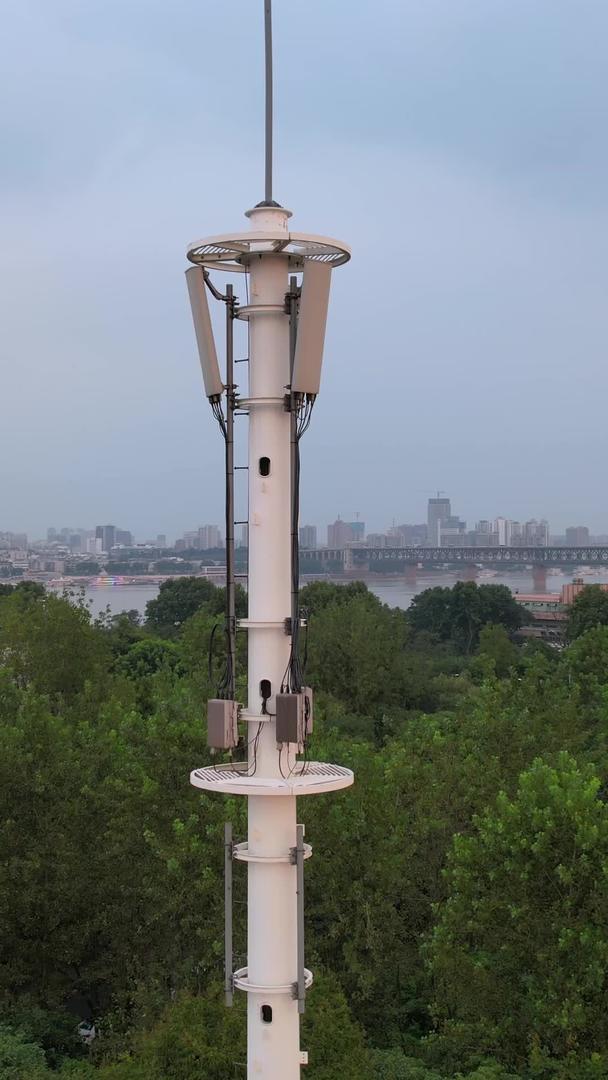 航空城市电信移动5G信号基站设备信号塔技术数码素材视频的预览图
