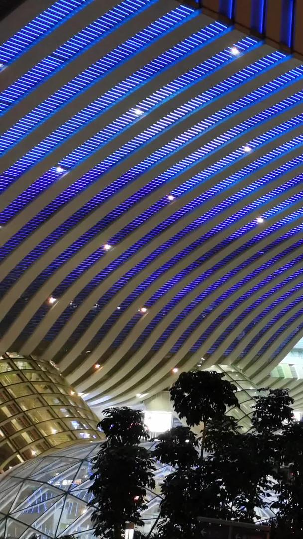 深圳北站东广场夜晚视频的预览图
