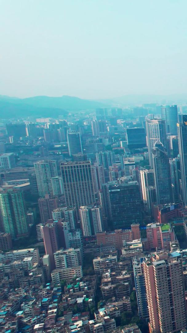 广州天河区建筑群航拍视频的预览图