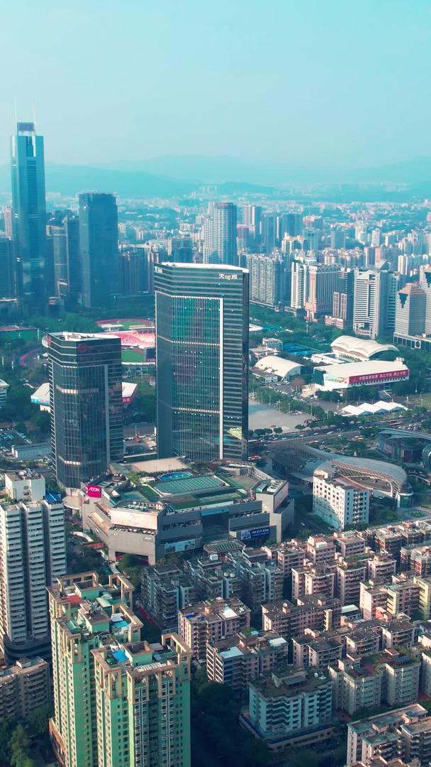 广州天河区建筑群航拍视频的预览图