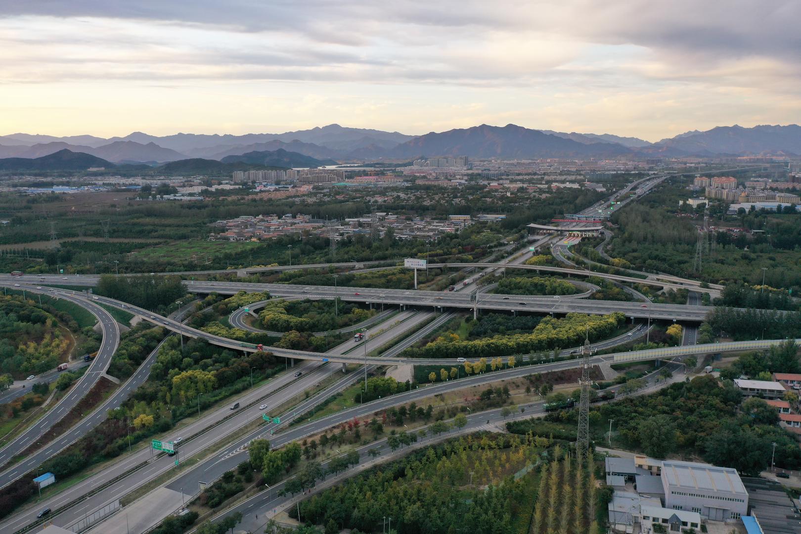 纵横交错的北京高速视频的预览图