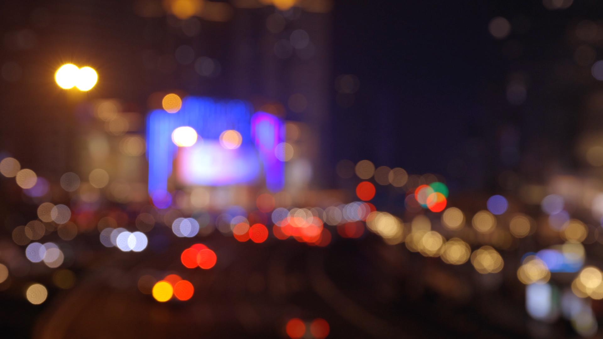 夜晚城市车流灯光视频的预览图