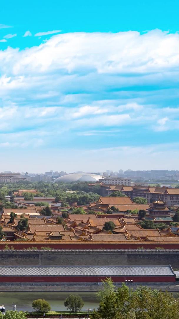 震撼延迟俯瞰北京故宫蓝天白云视频的预览图