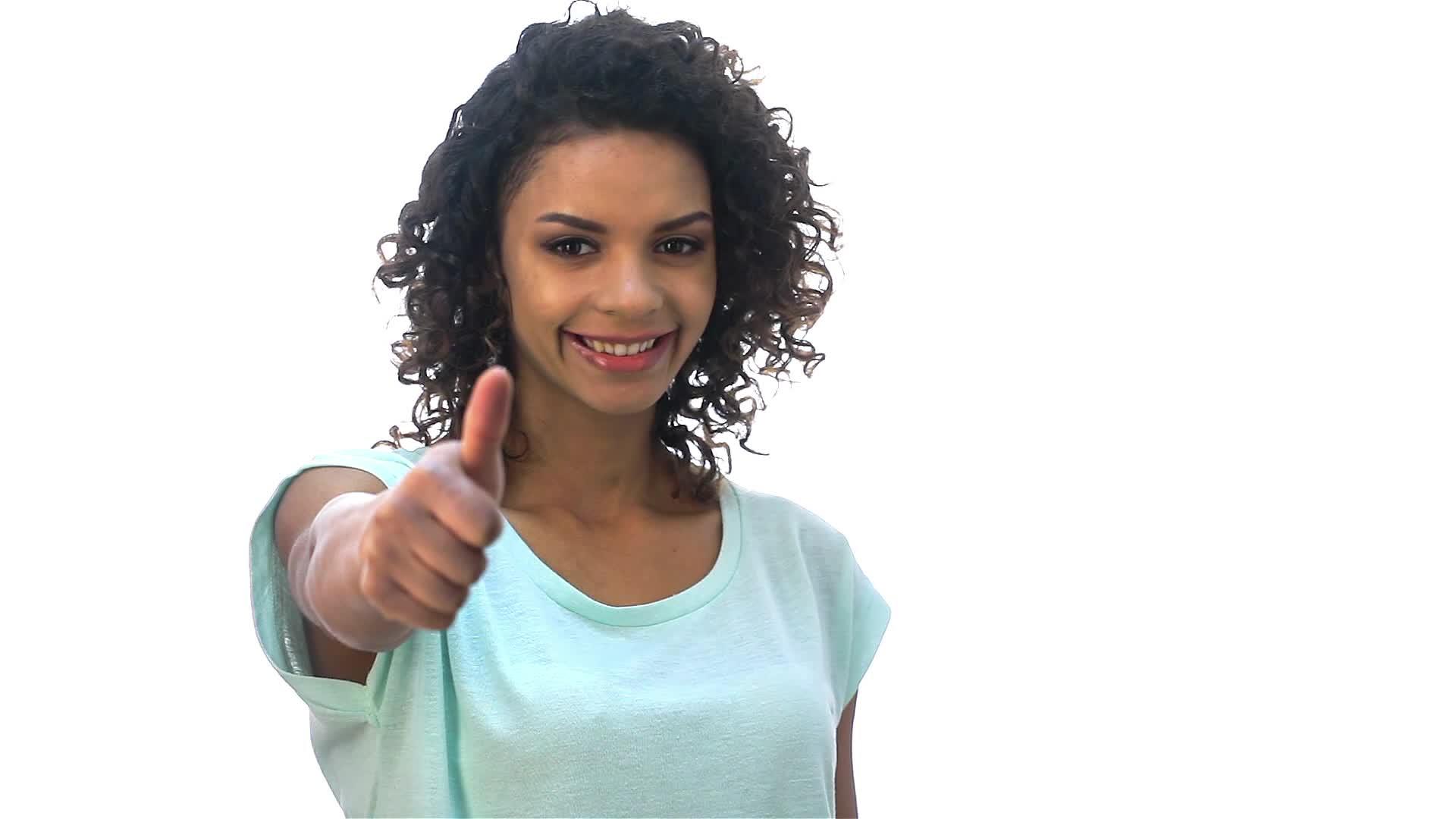 一个正面情绪的女孩举起拇指视频的预览图