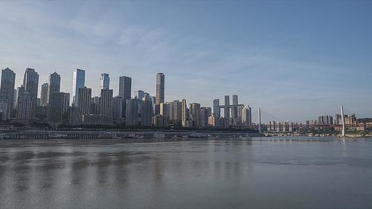 8k渝中半岛两江四岸东水门大桥延时素材视频的预览图