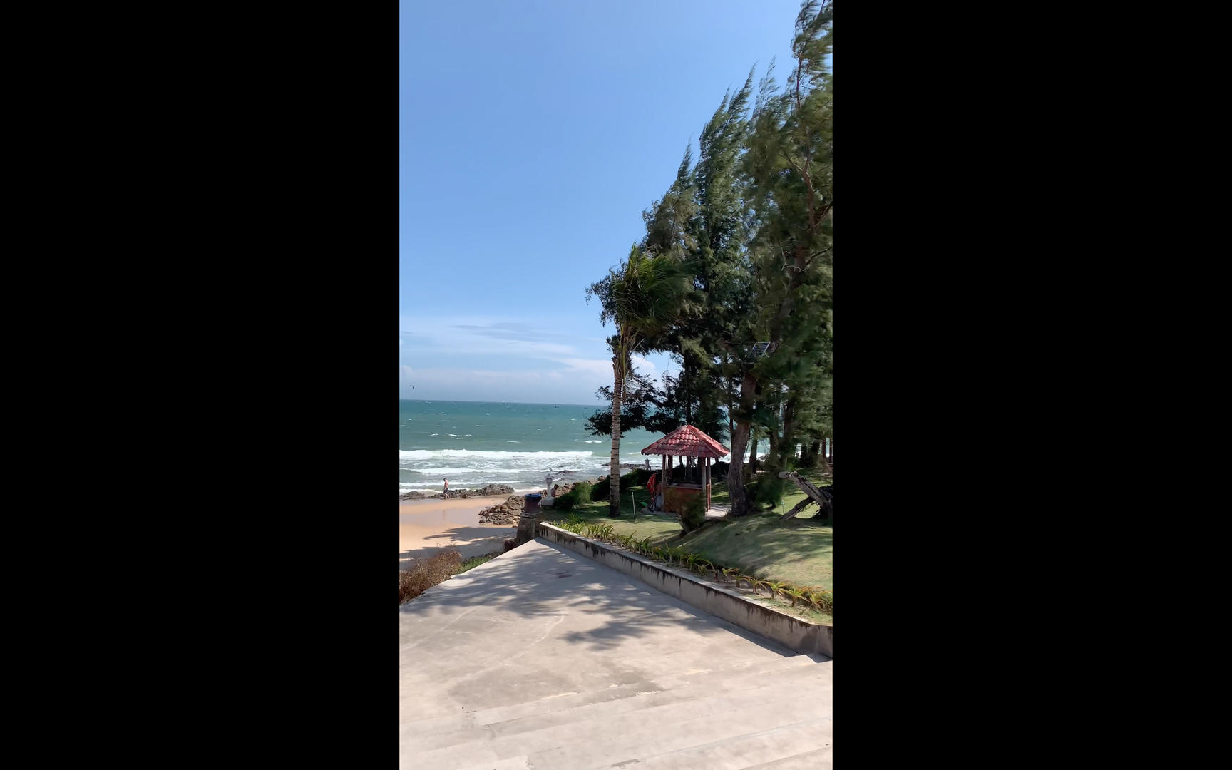 巴厘岛酒店4K竖版视频视频的预览图