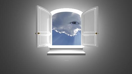 在云中的神秘眼睛里打开一扇门视频的预览图