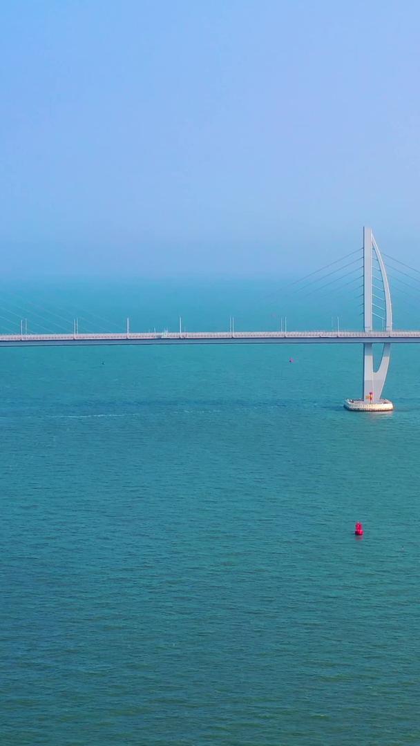 港珠澳大桥跨海大桥建筑航拍视频的预览图