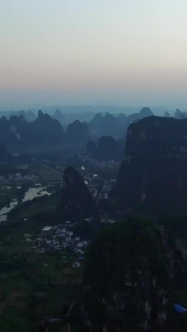 广西桂林日出航拍视频的预览图