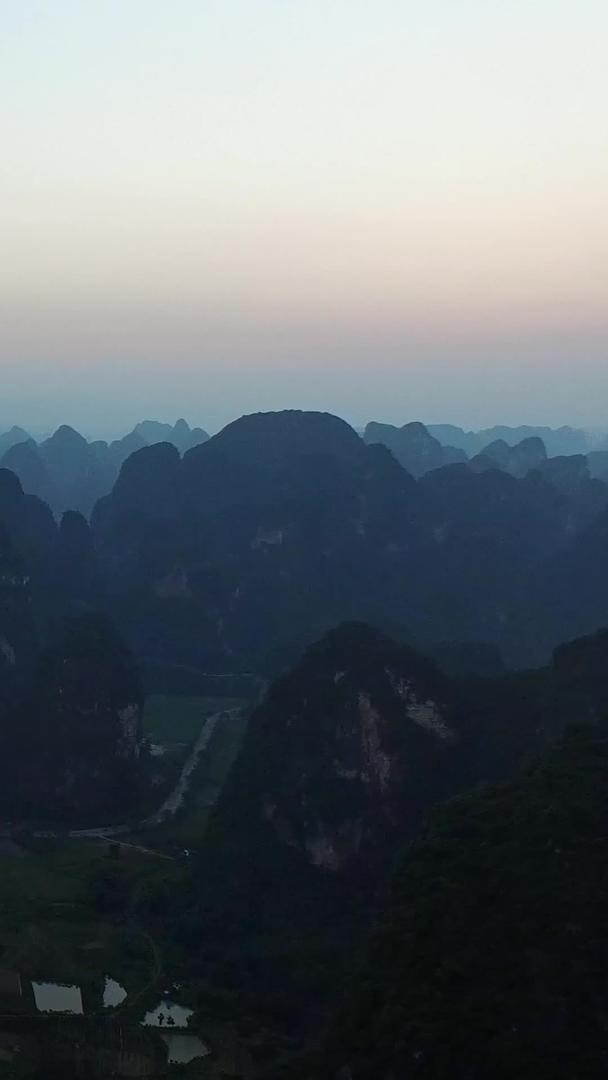 广西桂林日出航拍视频的预览图