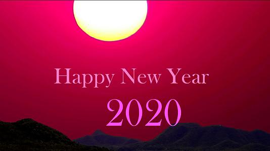 2020年新年的彩色文字和一年的第一次日出视频的预览图