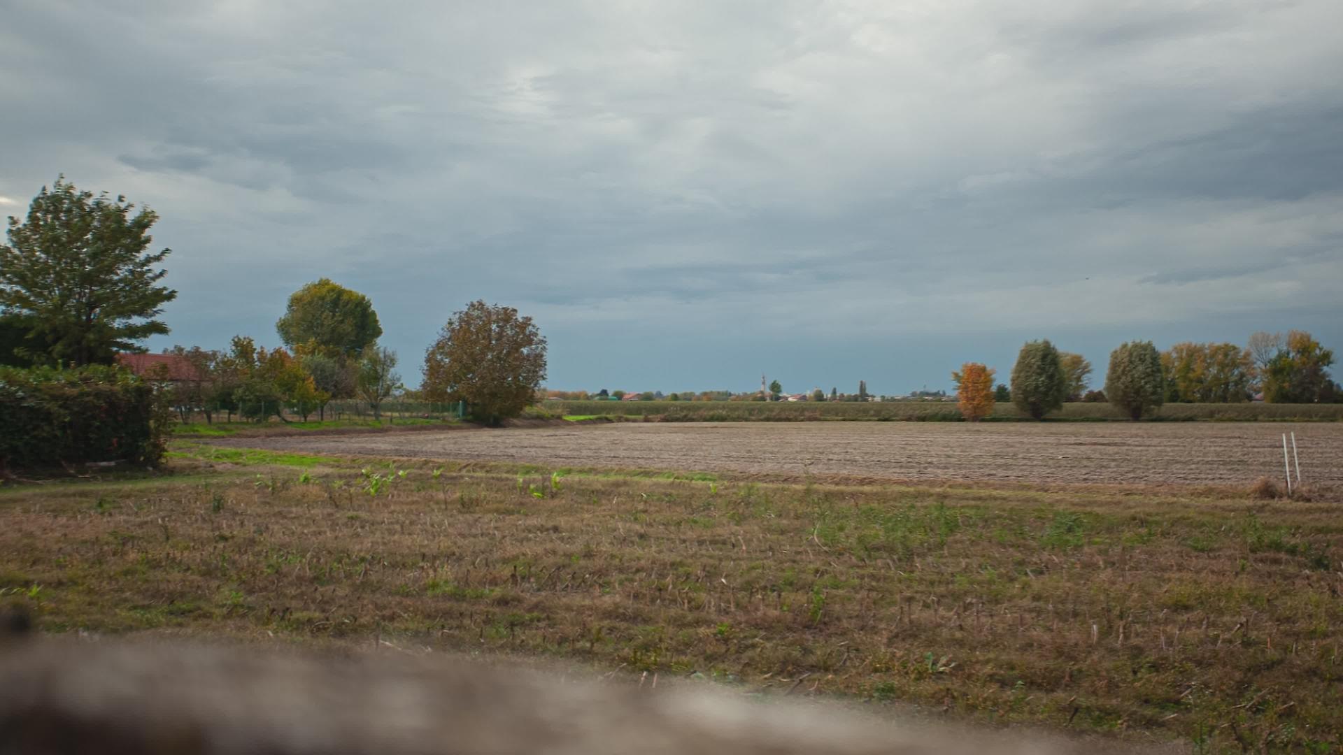 秋天的农村地貌视频的预览图