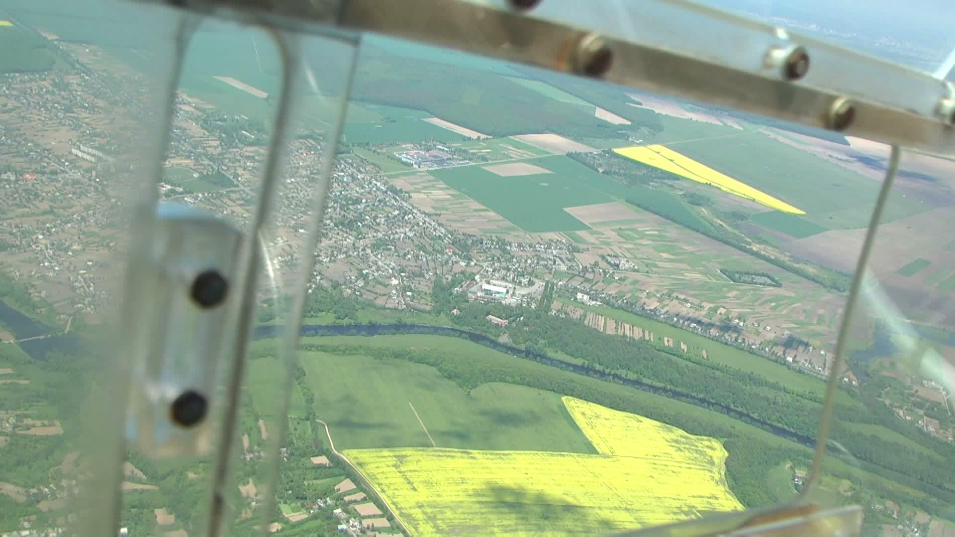 窗口滑翔机2的视图视频的预览图