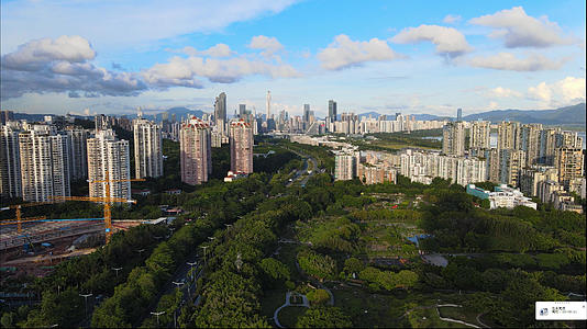 4k高清航拍深圳城市交通五个镜头视频的预览图