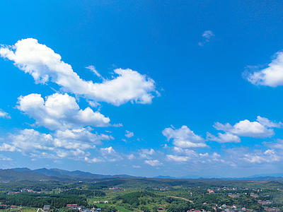 丘陵风貌蓝天白云延时摄影视频的预览图