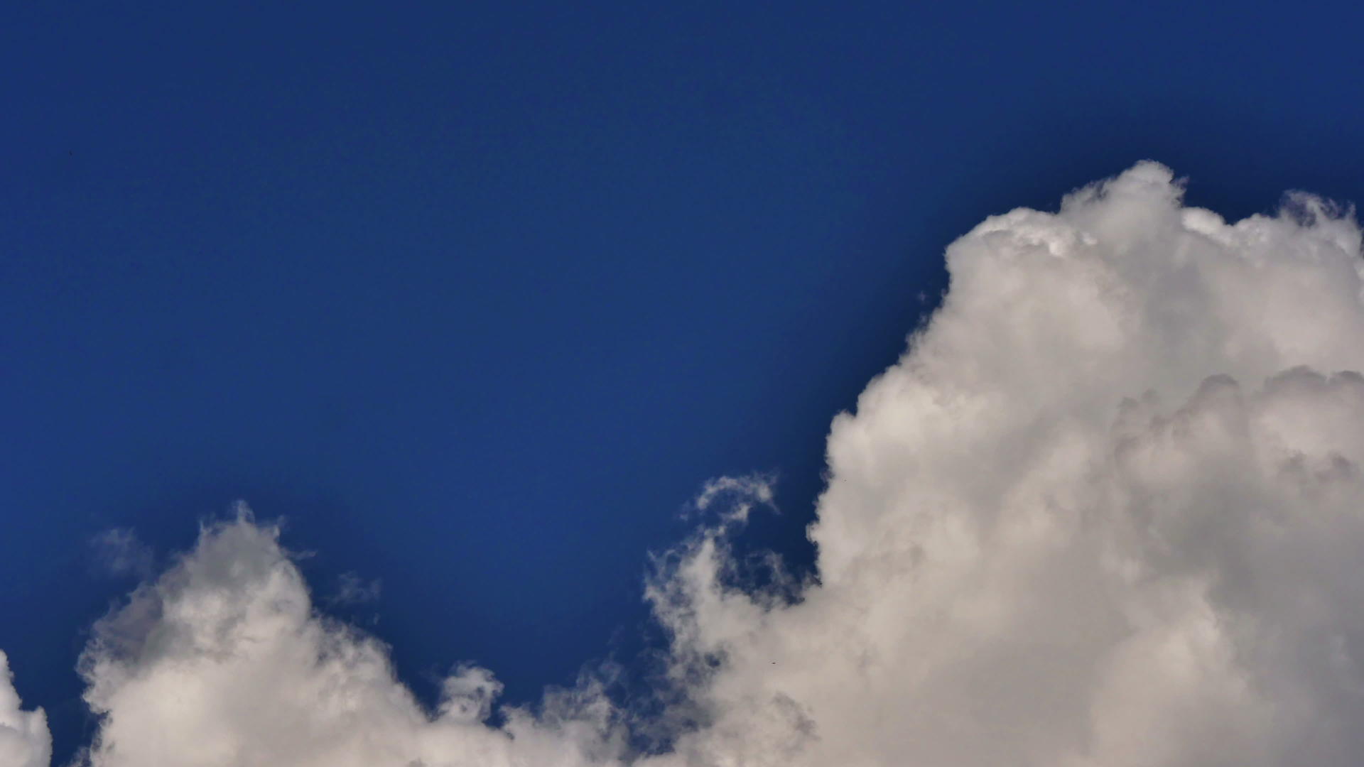 蓝天云时间间隔视频的预览图