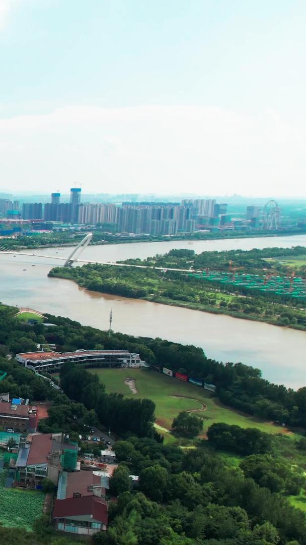南京河西cbd航拍视频的预览图