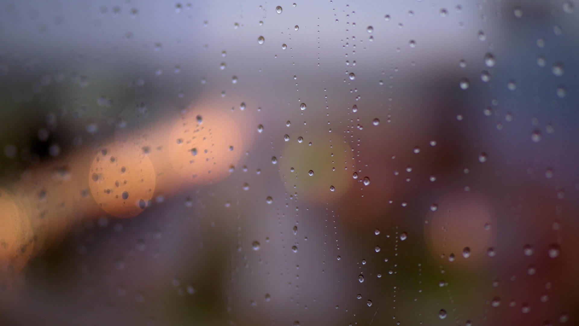 蒸汽窗口的雨滴视频的预览图