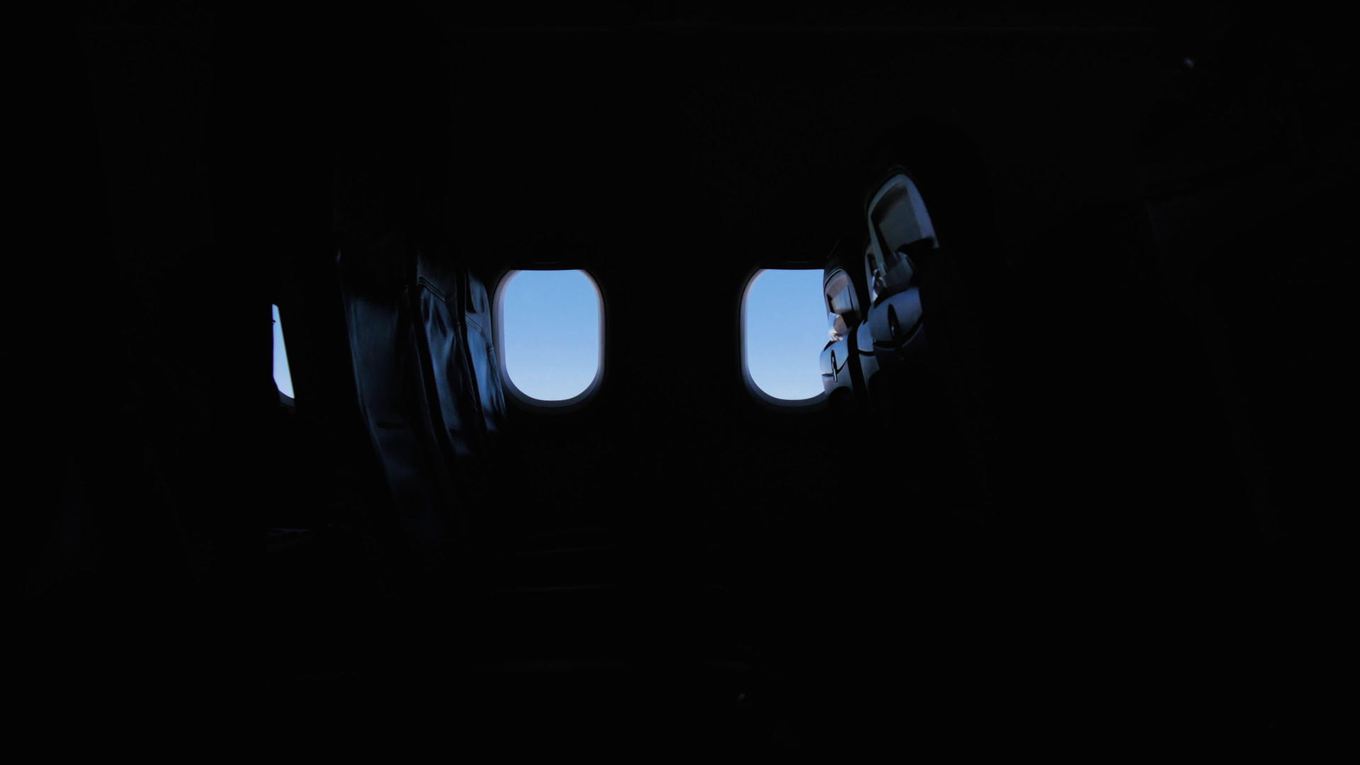 商用飞机内的光影和窗口视频的预览图