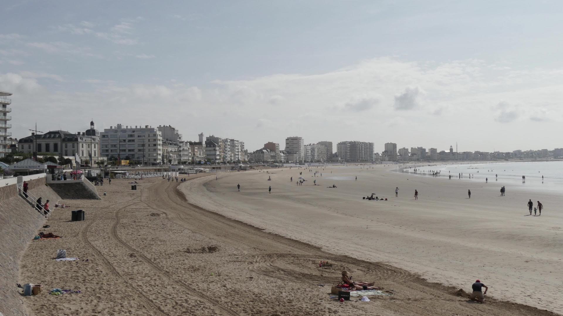 法国多隆纳河海滩全景视频的预览图