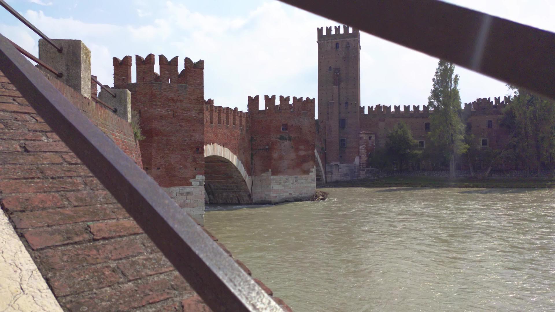 Verona卡塞尔韦奇奥桥4号视频的预览图