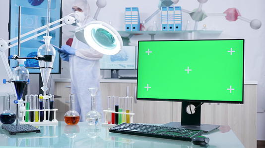 在安全研究设施中安装绿屏模拟计算机和绿屏视频的预览图