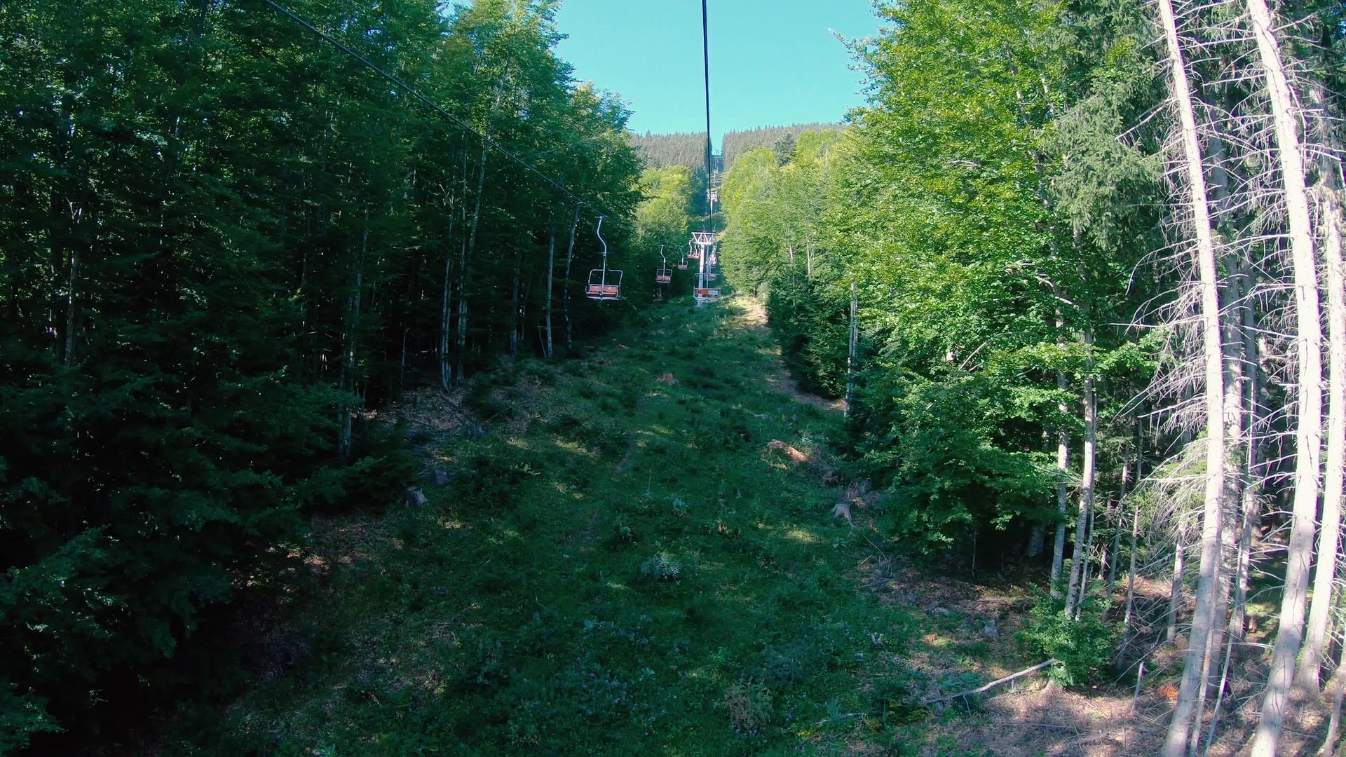 夏季空山椅升起视频的预览图