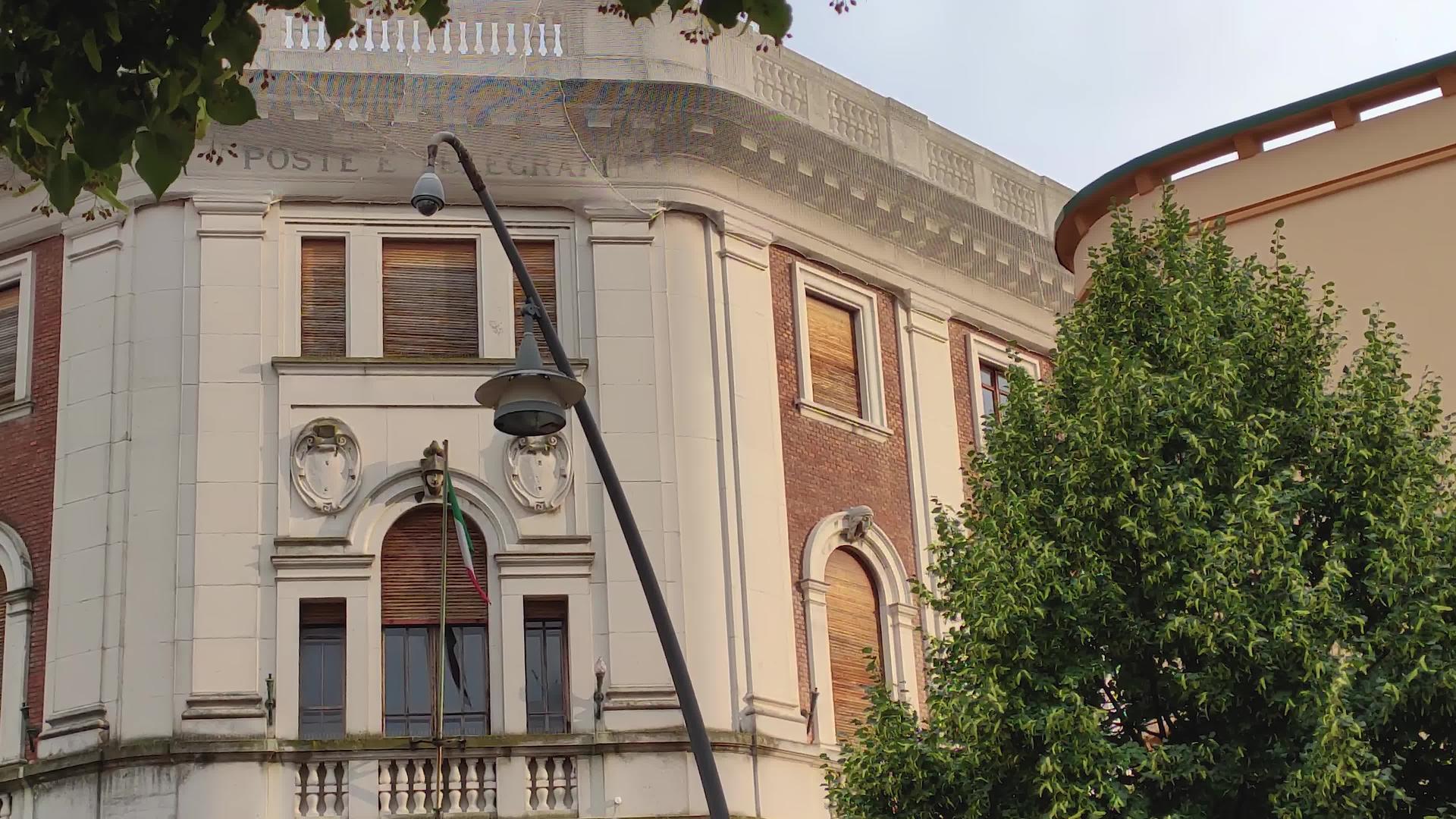 布罗尔历史建筑Italy3视频的预览图