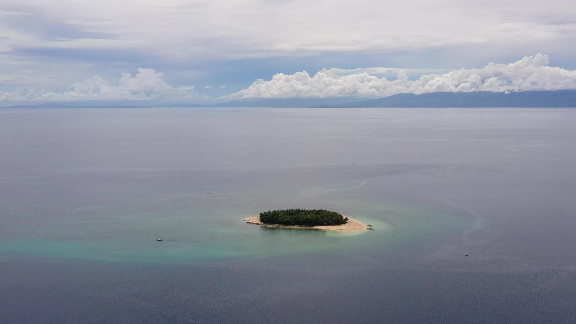 热带中的热带岛屿视频的预览图